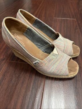 TOMS Multicolor Canvas Peep-Toe Wedge Espadrille
